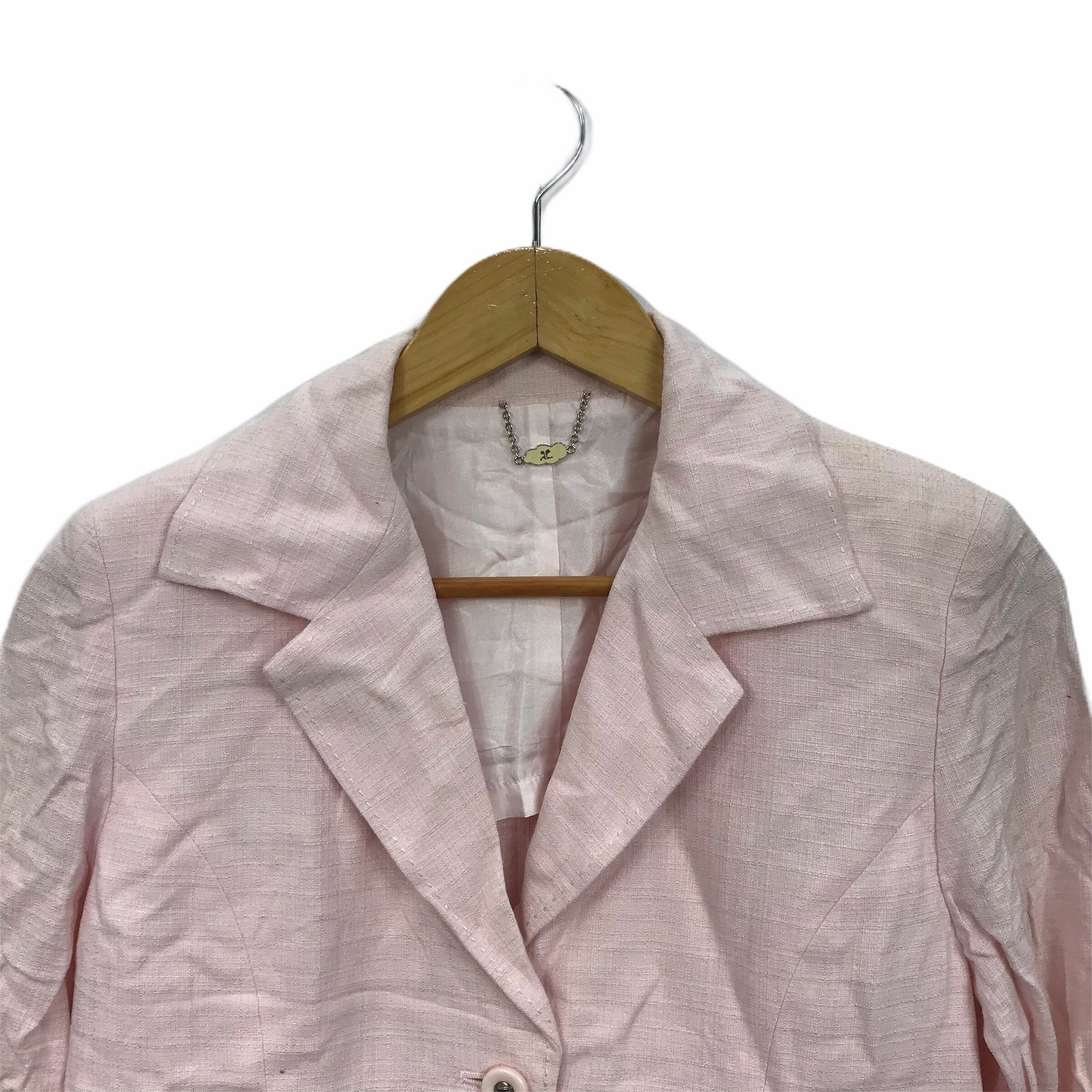 01776B74-BCD0-4600-A4C1-FABA235E0FDA