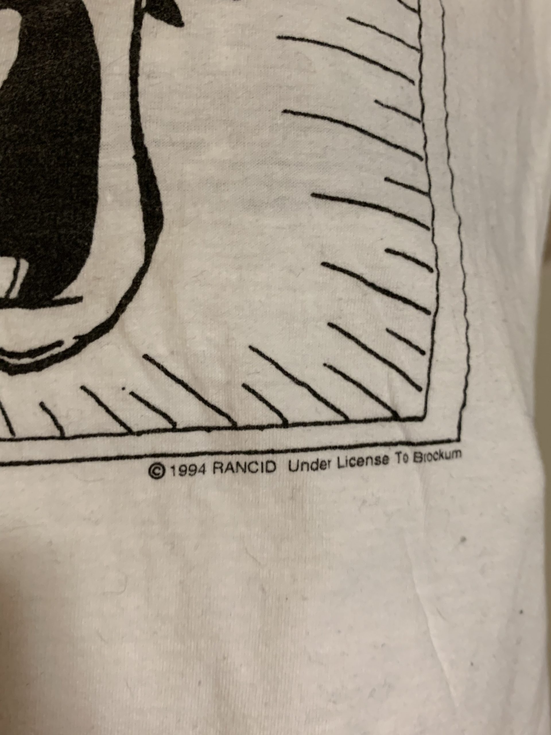 E5BB1B0E-96AB-43C9-977D-1E7AD9BEC5DD