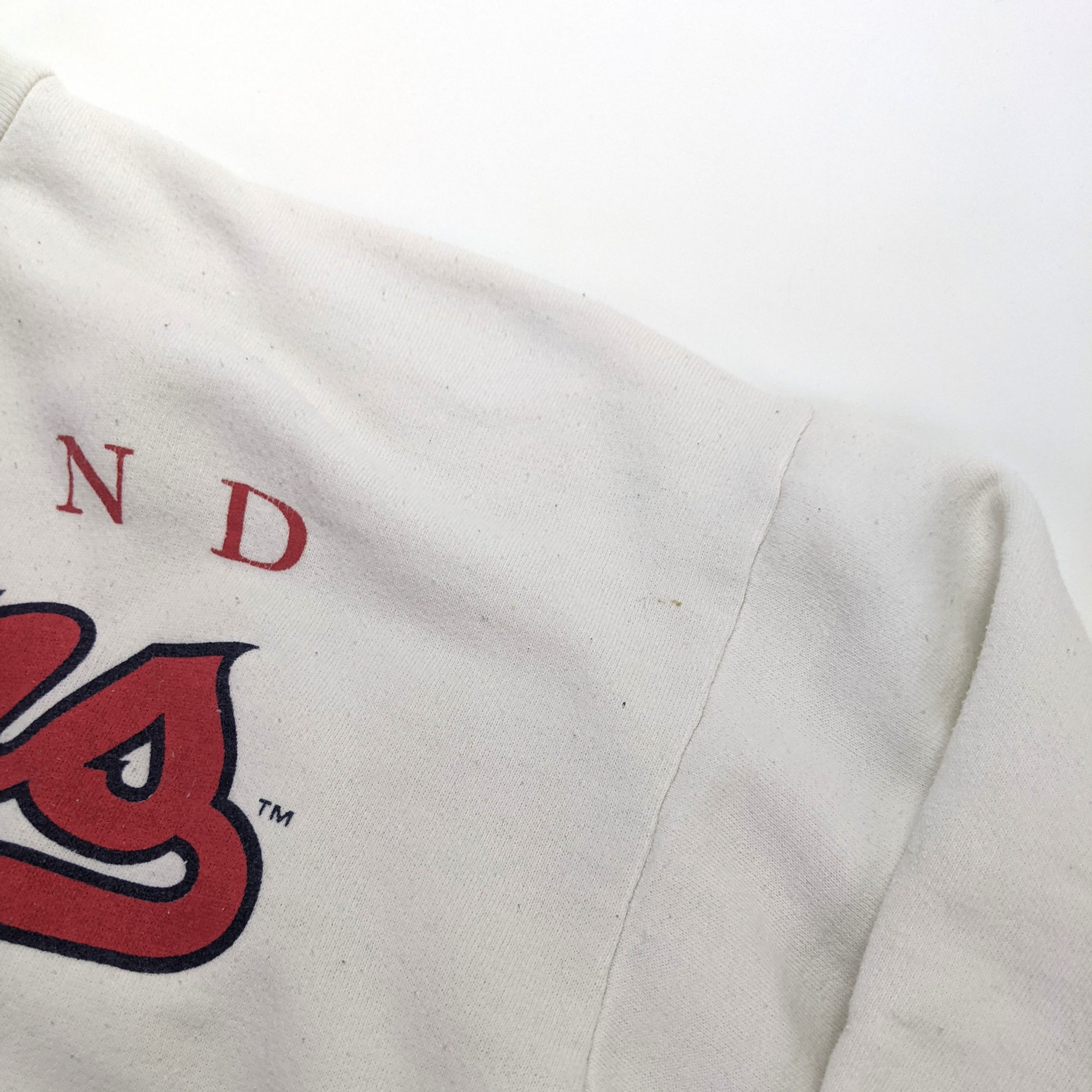 LoonieTunes-ClevelandIndians-crewneck-04