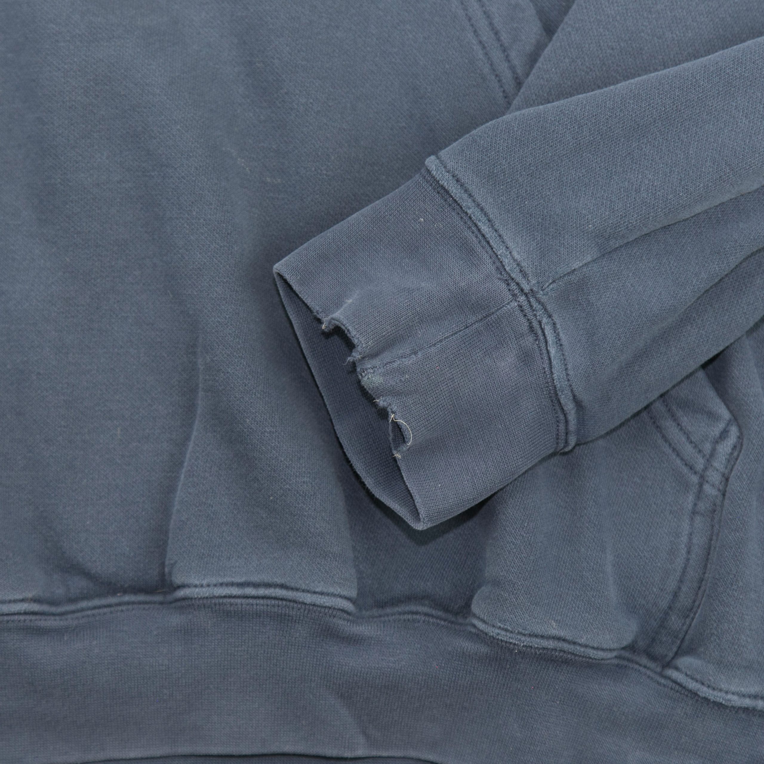 NikeHoodie_Flaws2
