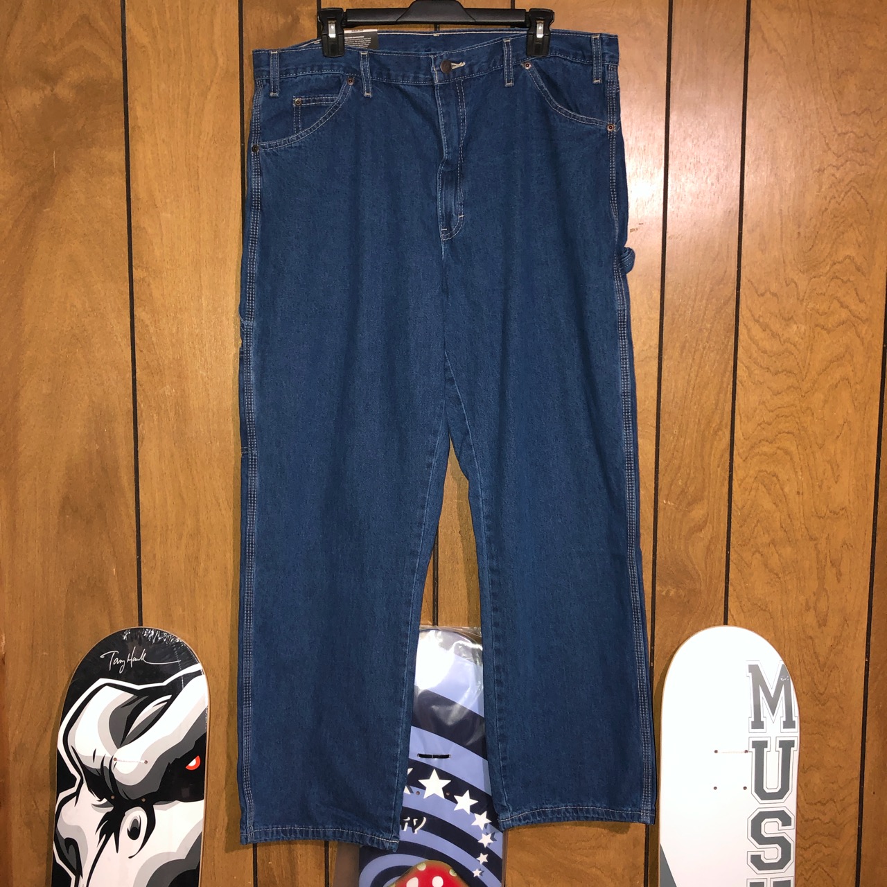 BBA8A17F-9578-40A4-9D25-D85A8072EB45