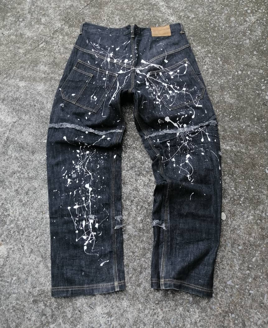 699CB18E-4AD7-4F5F-85CB-450ED3A89944