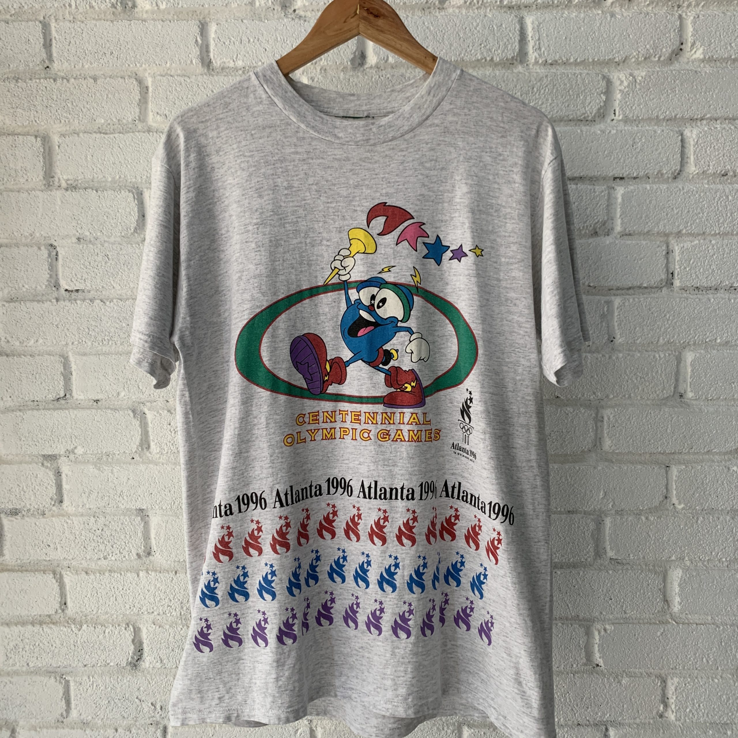 FB37FA31-400B-4F0D-BDCD-897FAB7D0A6C